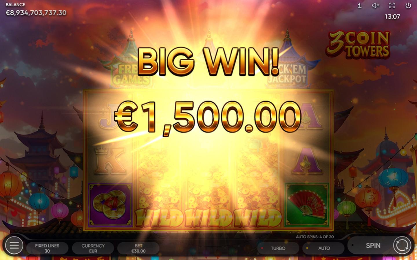 3 Coin Towers slot gameplay screenshot