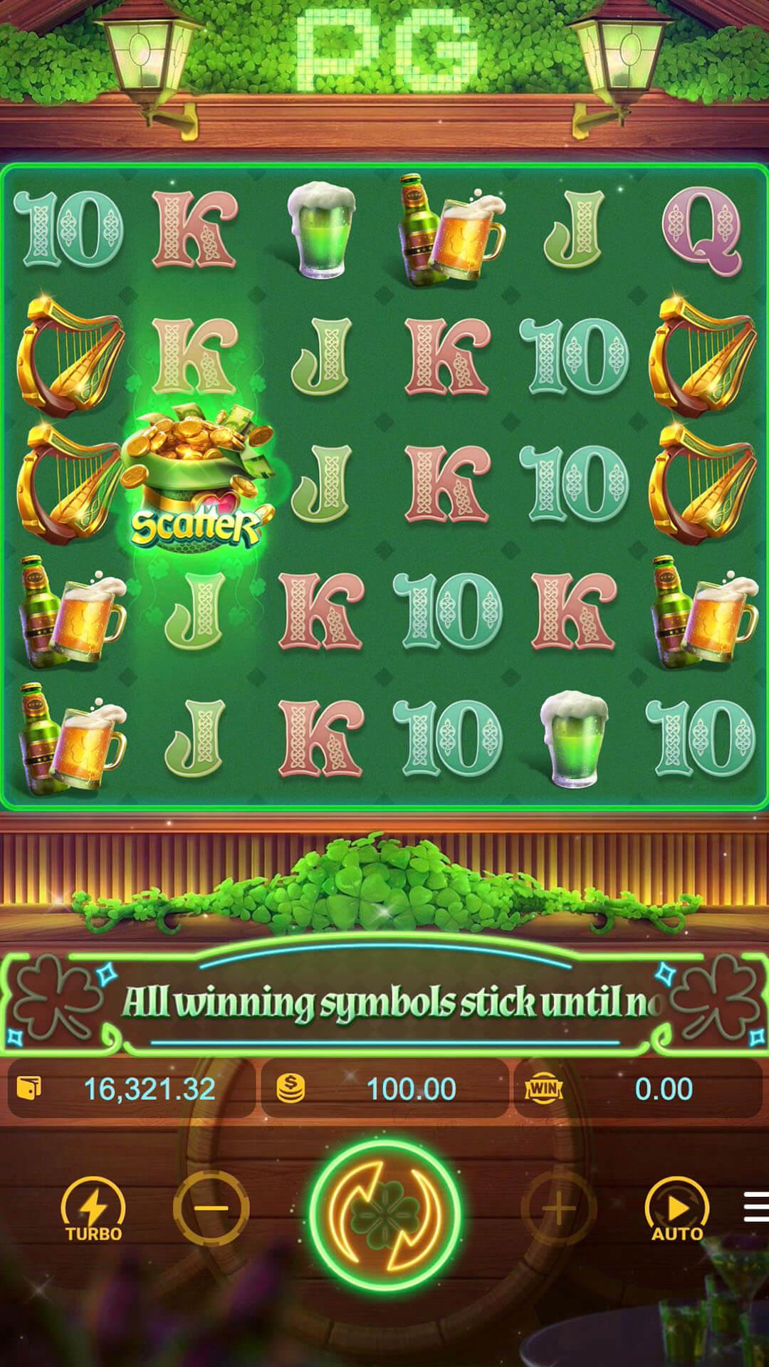 Lucky Clover Riches slot gameplay screenshot