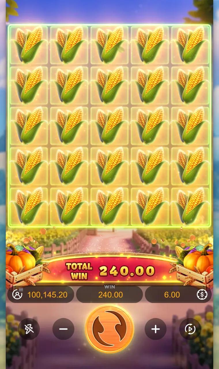 Farmstead Fortune Mini Bonus ending with all 25 cells filled by Corn