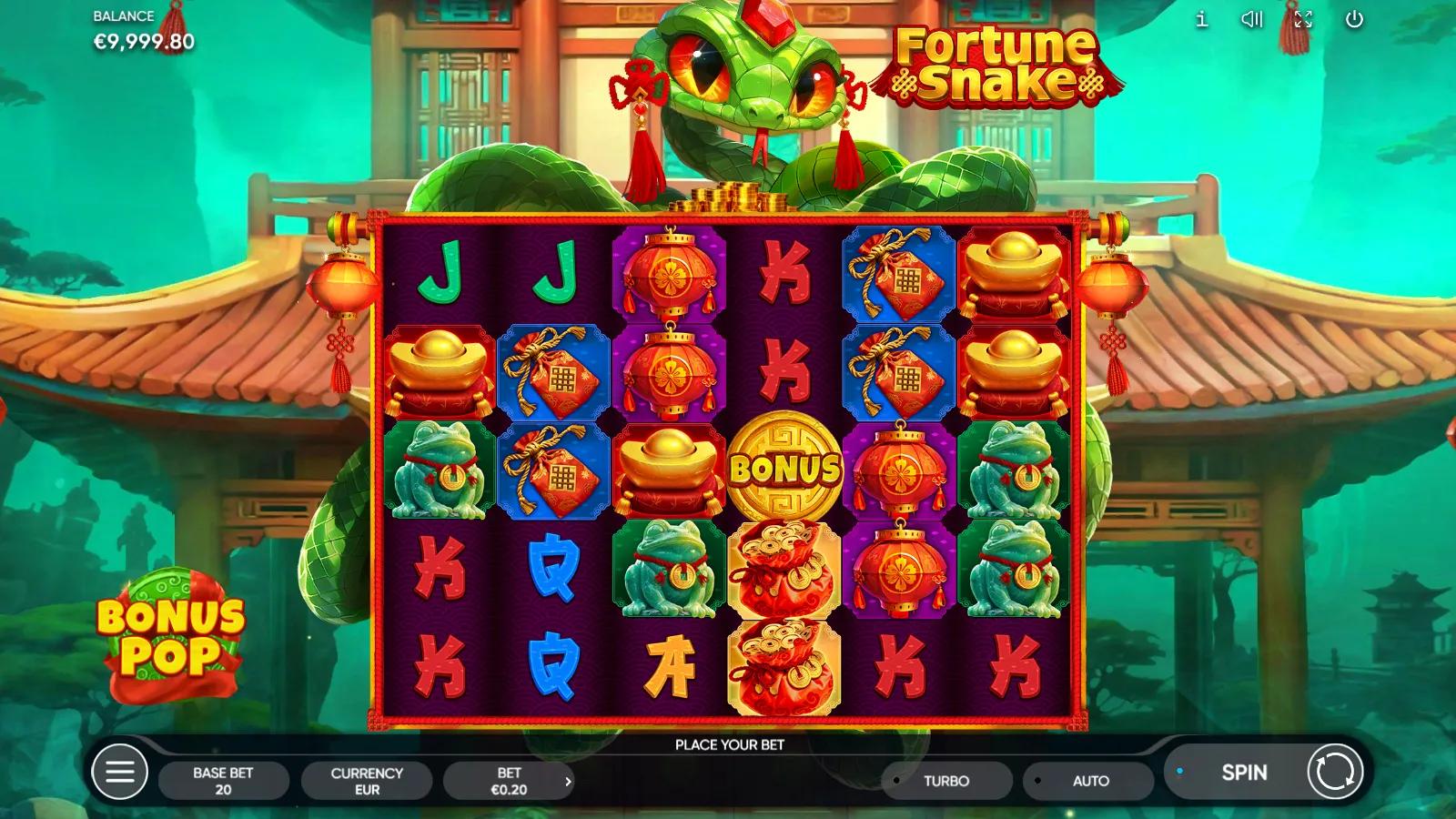 Fortune Snake gameplay showing 6x5 cascading grid of gold ingots, red pouches and lanterns with a green snake above