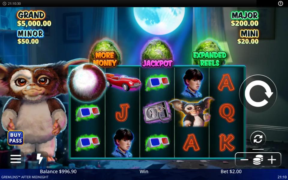 Gremlins After Midnight base game with a large Fuzz Ball cash symbol sitting on the first reel and no win registered