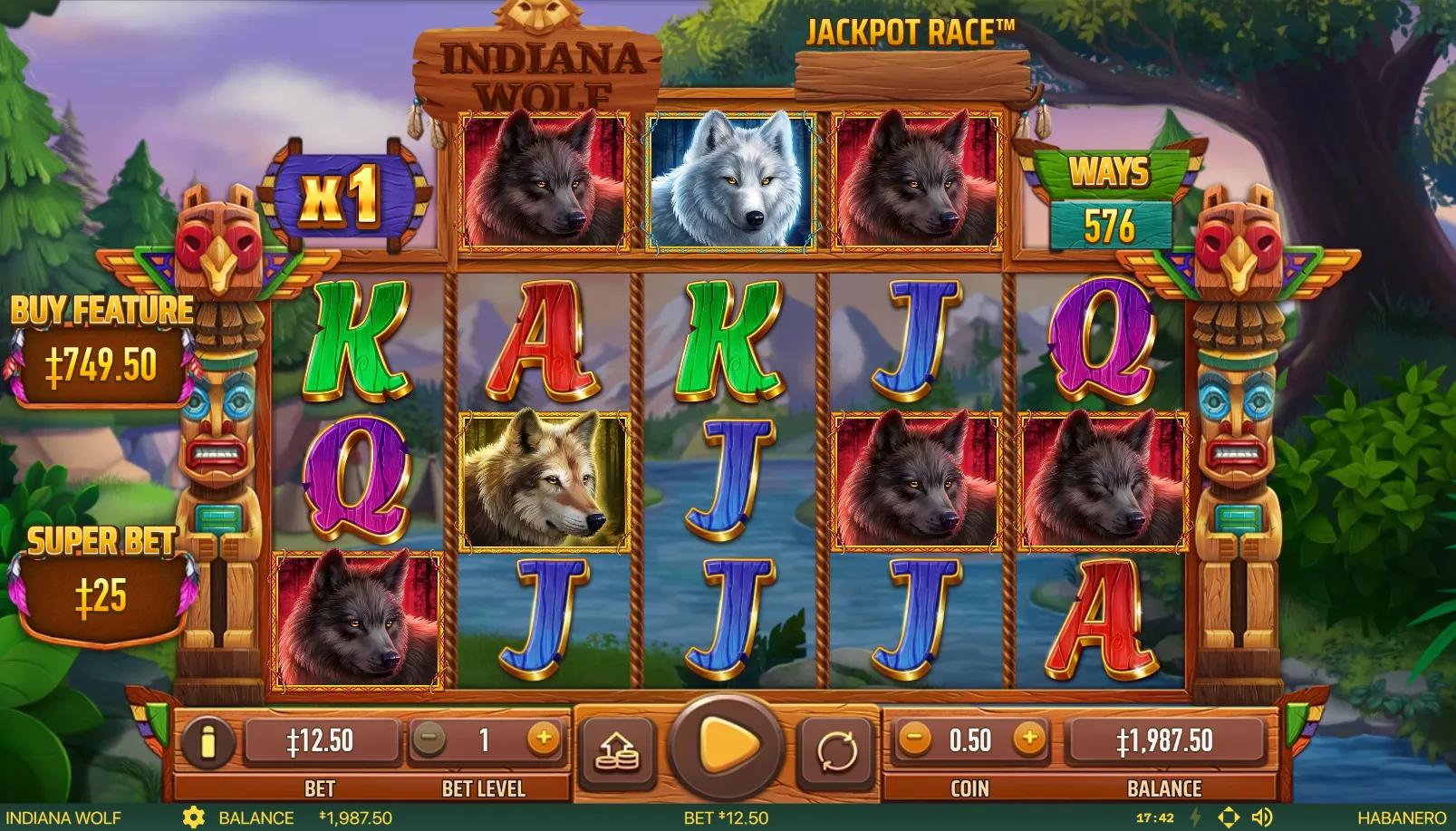 Indiana Wolf slot gameplay showing 3-4-4-4-3 variable layout with wolf symbol and totem poles flanking carved wooden royals