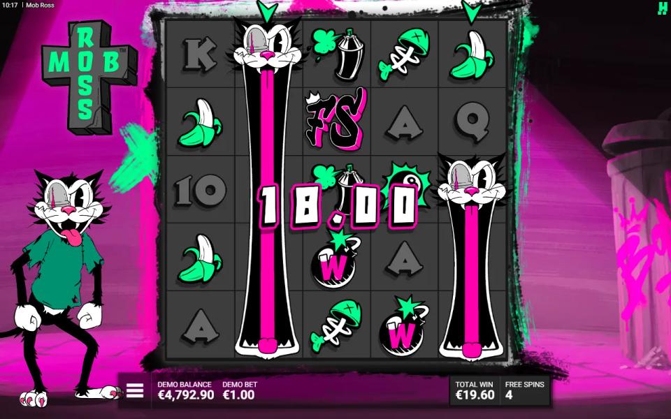 Nine Lives free spins with reels 2 and 5 activated, each holding an expanded cat