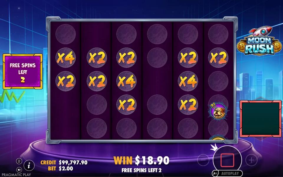 Moon multiplier marks held across the Moon Rush grid late in the free spins round
