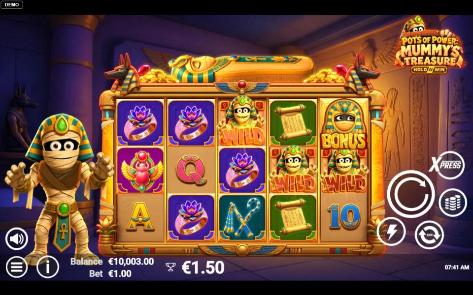 Five by three grid with three mummy wild symbols across the right hand reels