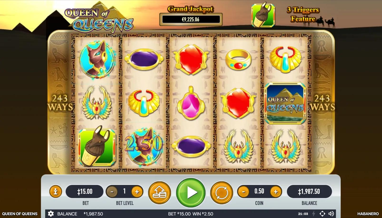 Queen of Queens slot gameplay showing 5x3 grid with Cleopatra, pyramid, Anubis, ankh, scarab, and hieroglyph card royals on Egyptian palace backdrop