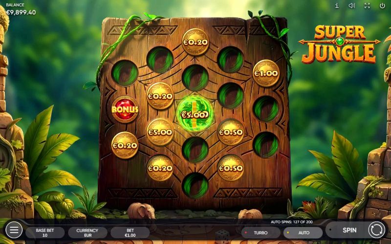 Super Jungle gameplay screenshot