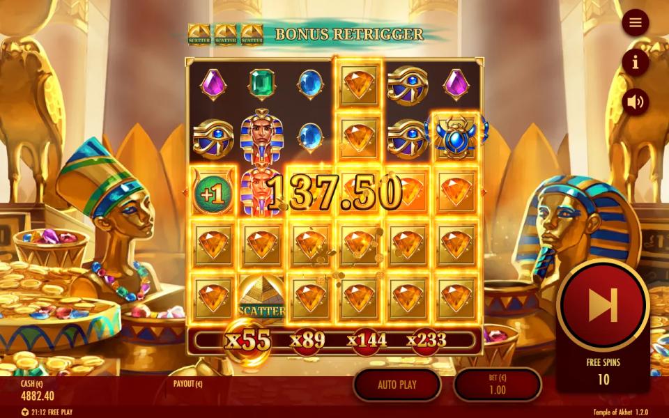 Payout of the big free spin: 19 locked orange gems with the Golden Scarab Wild and a +1 Sun Disc, the ladder moved to x55