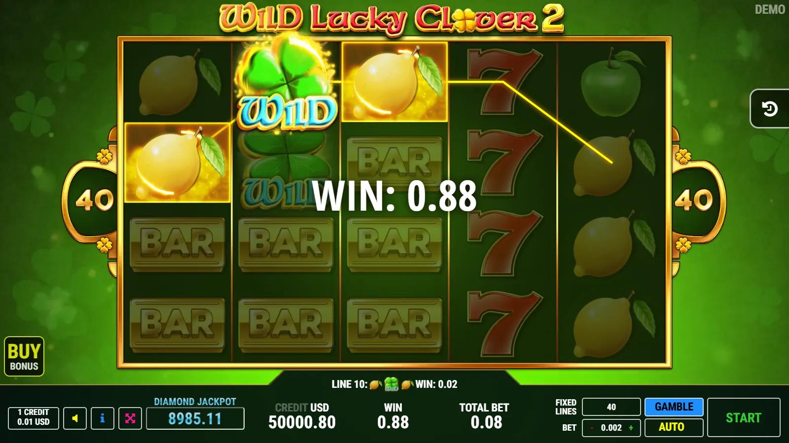 Wild Lucky Clover 2 slot gameplay showing 5x4 clover fruit grid with clover wild x2, gold bonus coin, red 7s, BAR and 40 paylines