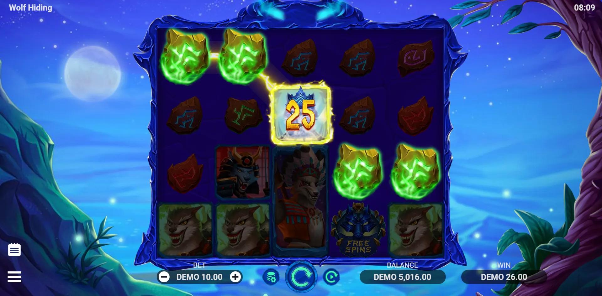 Wolf Hiding slot gameplay screenshot